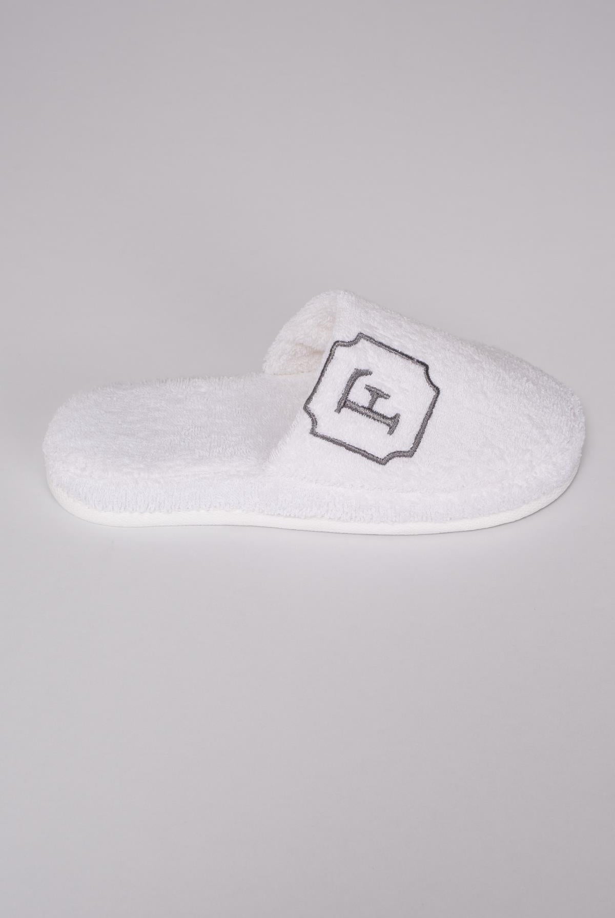 F Harf Nakışlı Banyo Ve Ev Havlu Terliği – %100 Pamuk Kaymaz Kalın Taban - Ender Home