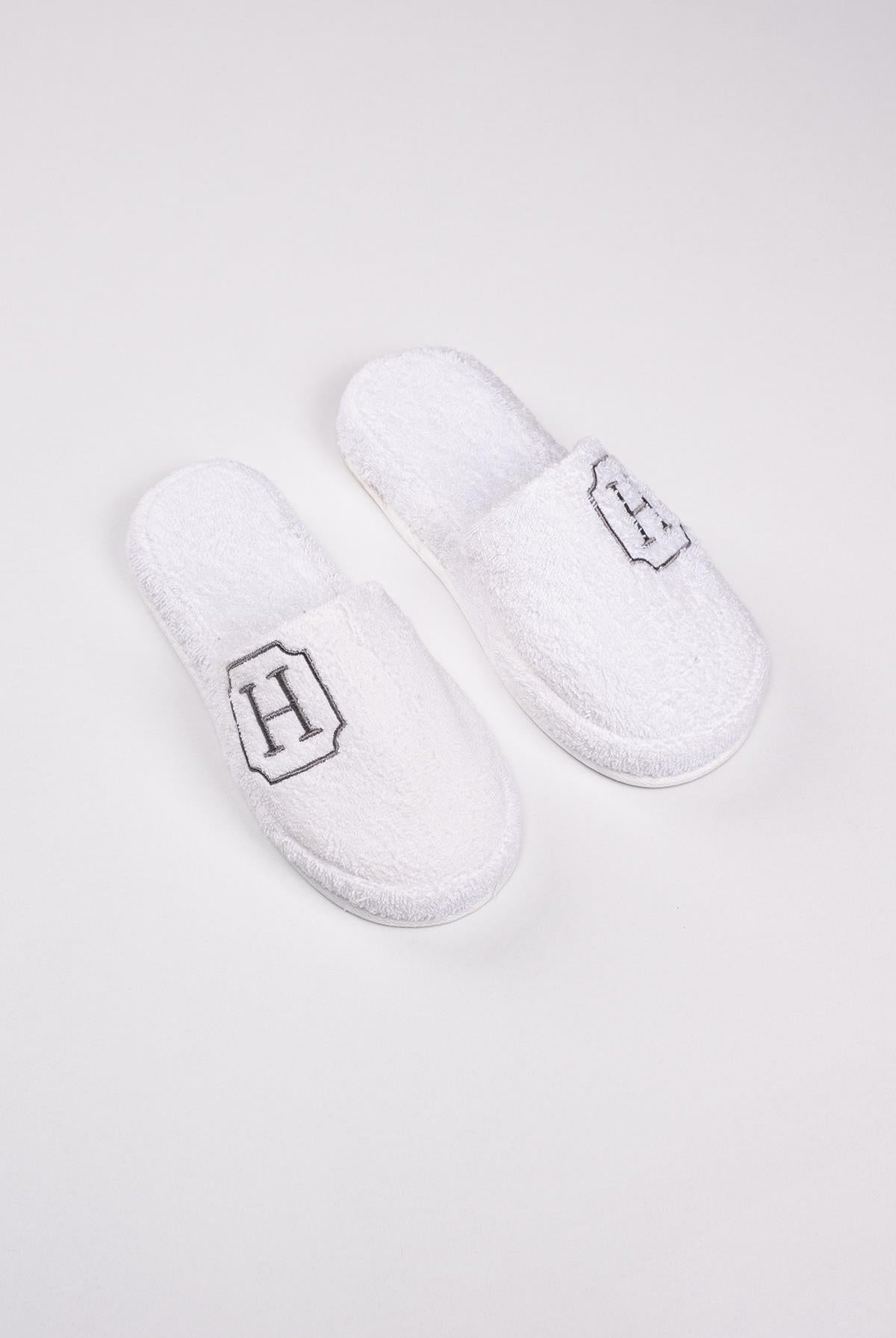 H Harf Nakışlı Banyo Ve Ev Havlu Terliği – %100 Pamuk Kaymaz Kalın Taban - Ender Home