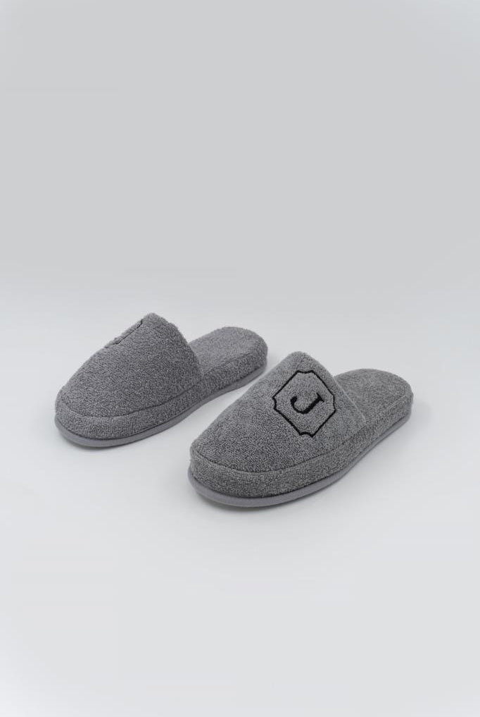 J Harf Nakışlı Banyo Ve Ev Havlu Terliği – %100 Pamuk Kaymaz Kalın Taban - Ender Home