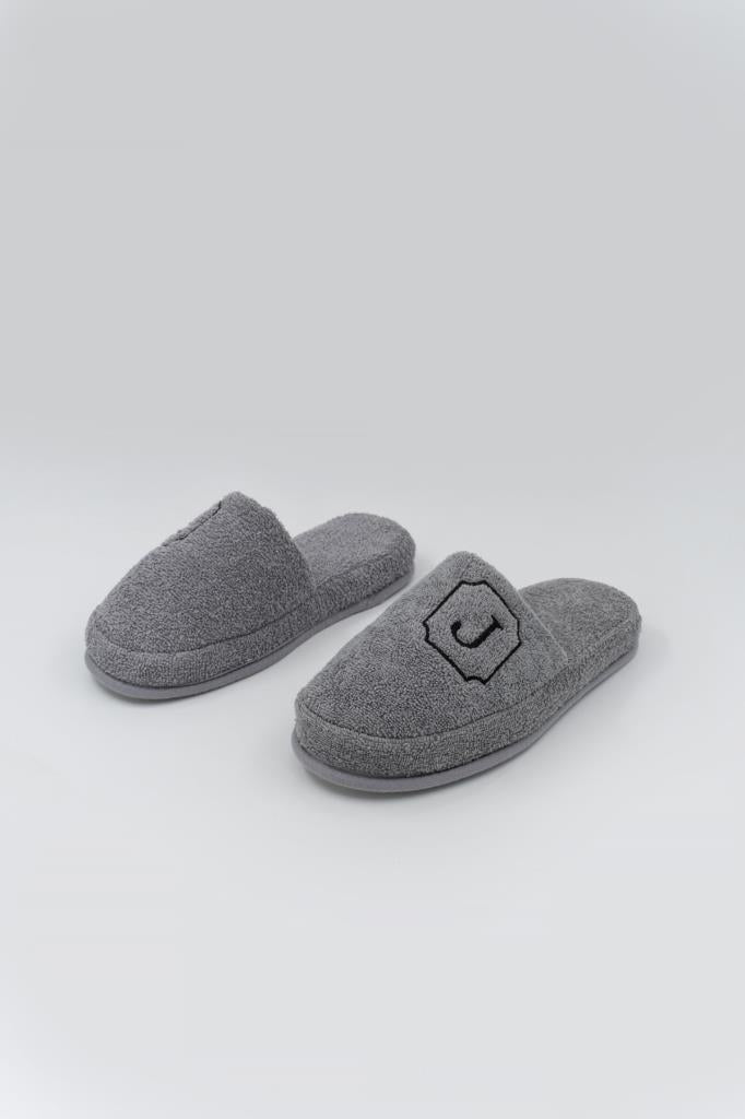 J Harf Nakışlı Banyo Ve Ev Havlu Terliği – %100 Pamuk Kaymaz Kalın Taban - Ender Home