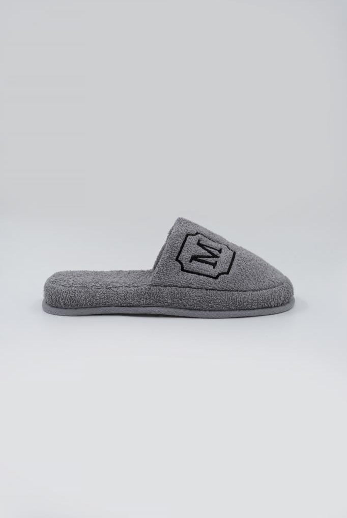 M Harf Nakışlı Banyo Ve Ev Havlu Terliği – %100 Pamuk Kaymaz Kalın Taban - Ender Home