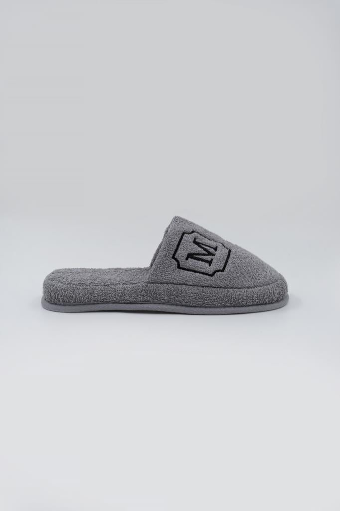 M Harf Nakışlı Banyo Ve Ev Havlu Terliği – %100 Pamuk Kaymaz Kalın Taban - Ender Home