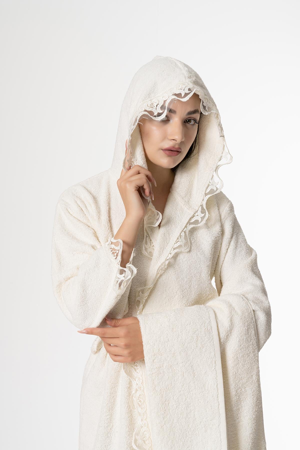 Ada Gelin Bornoz Set 5 Parça Dantelli Çeyizlik Takım Krem - Ender Home