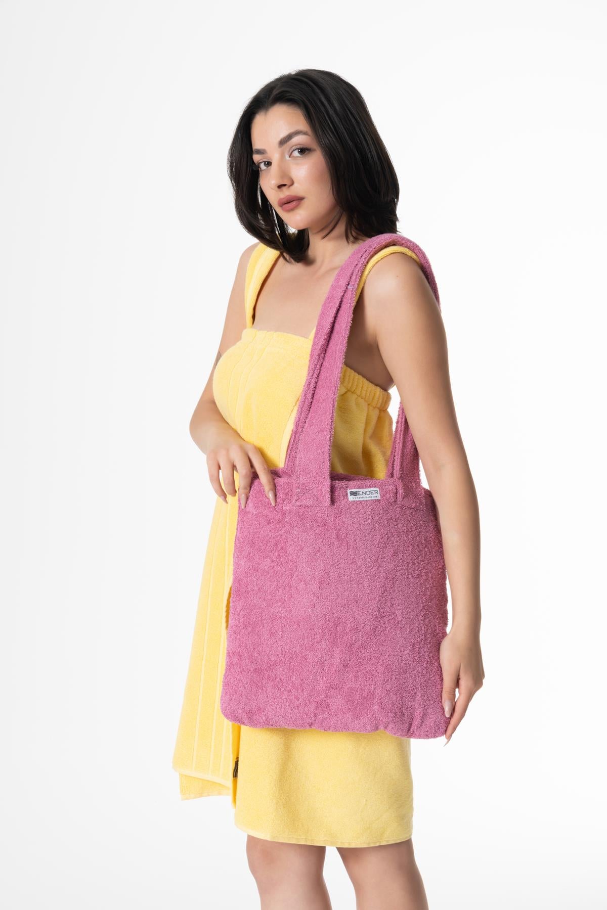 BeachMate Omuz Çantalı Plaj Havlusu – Fermuarlı , Cepli, Taşınabilir Konfor Pembe - Ender Home