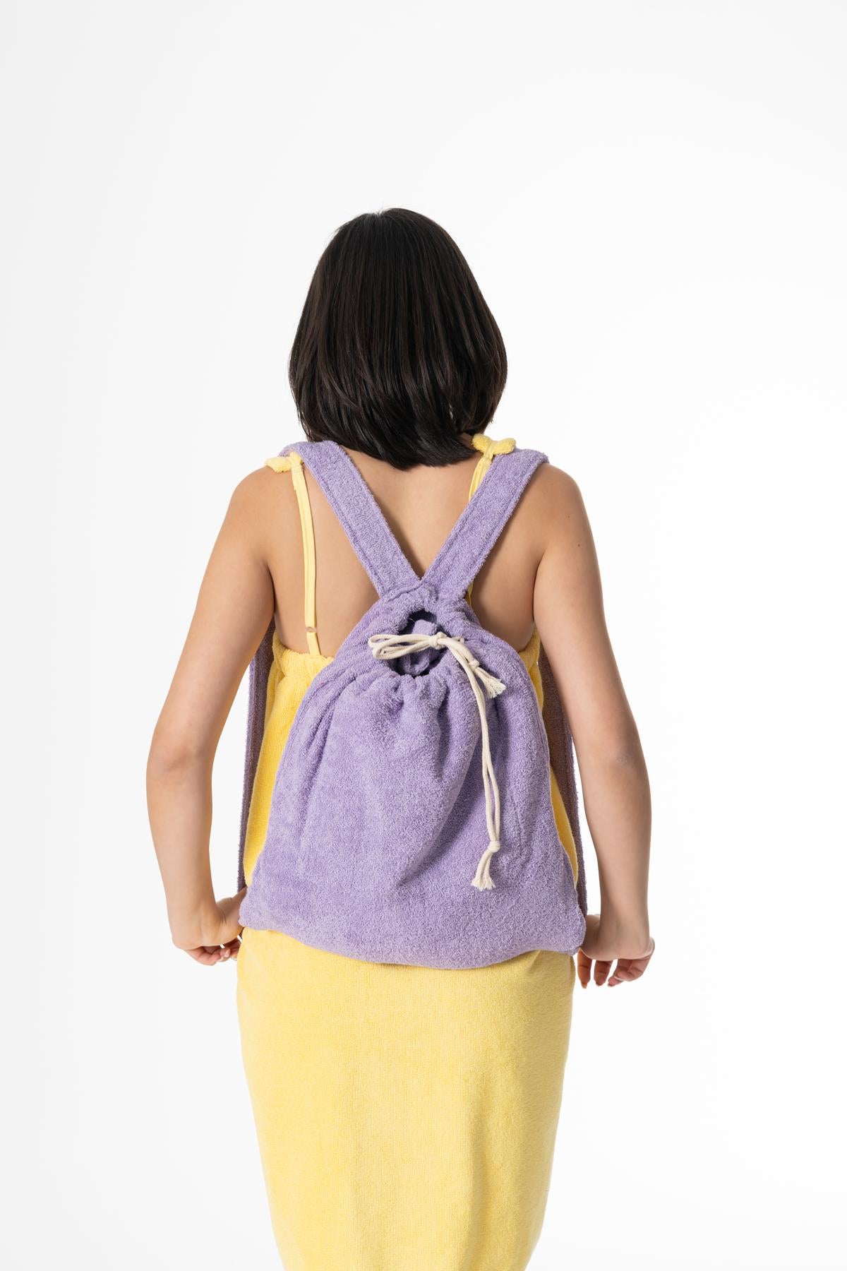 BeachMate Sırt Çantalı Plaj Havlusu – Fermuarlı , Cepli, Taşınabilir Konfor Lila - Ender Home