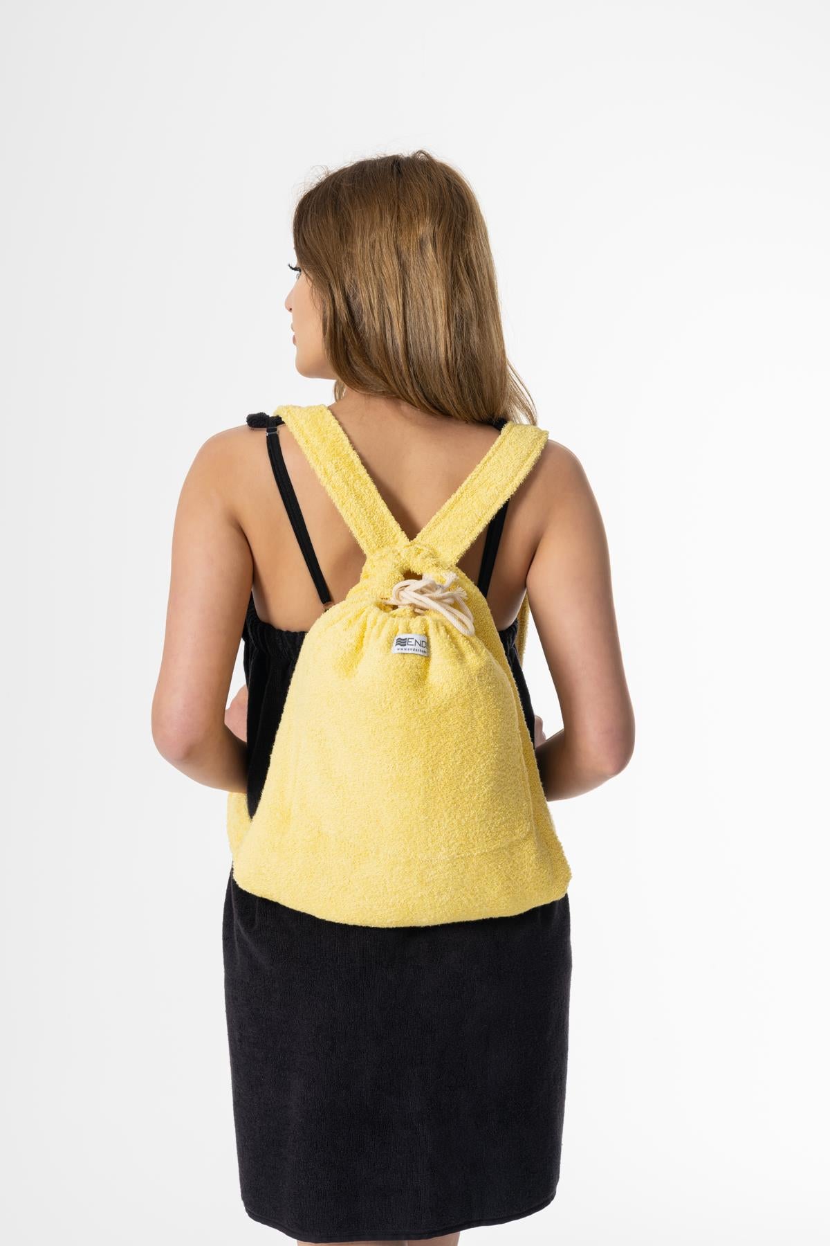 BeachMate Sırt Çantalı Plaj Havlusu – Fermuarlı , Cepli, Taşınabilir Konfor Sarı - Ender Home