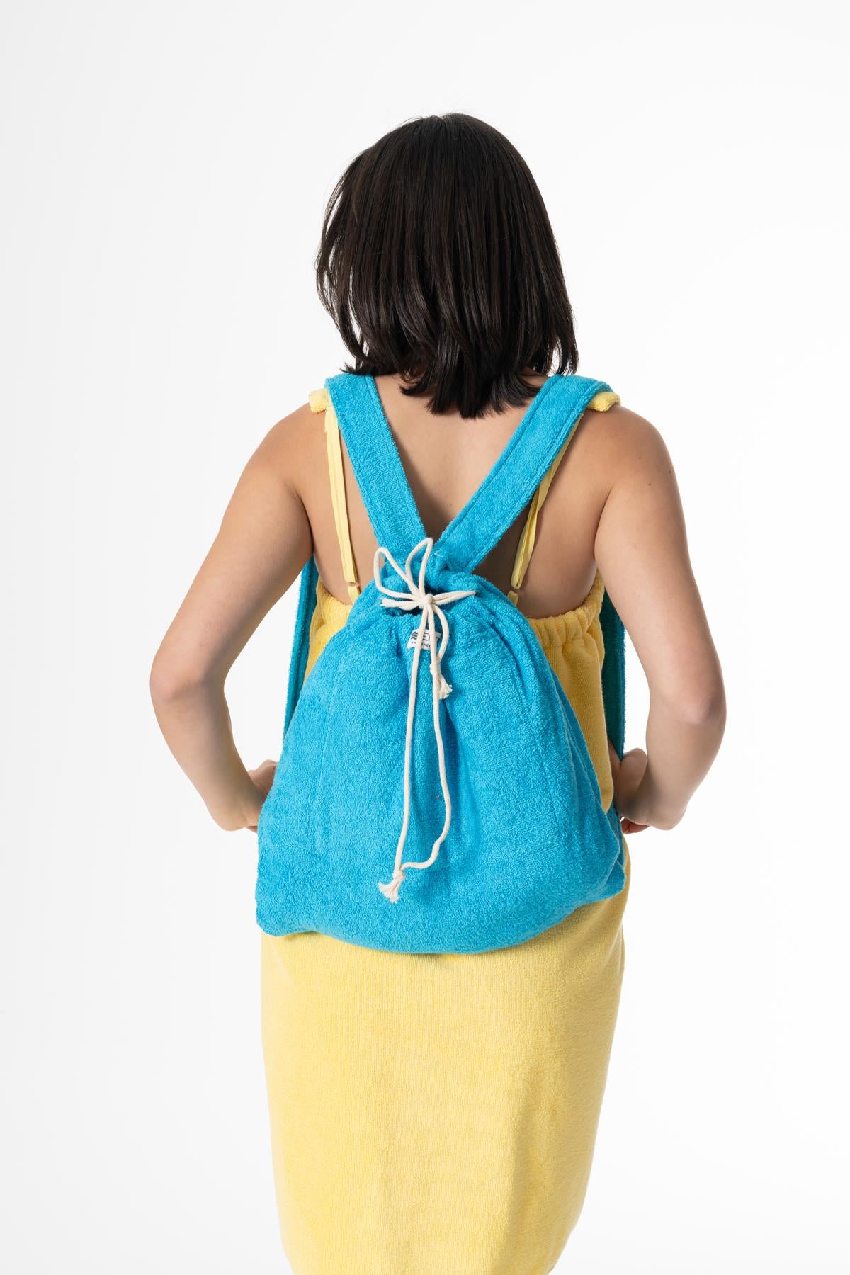 BeachMate Sırt Çantalı Plaj Havlusu – Fermuarlı , Cepli, Taşınabilir Konfor Turkuaz - Ender Home