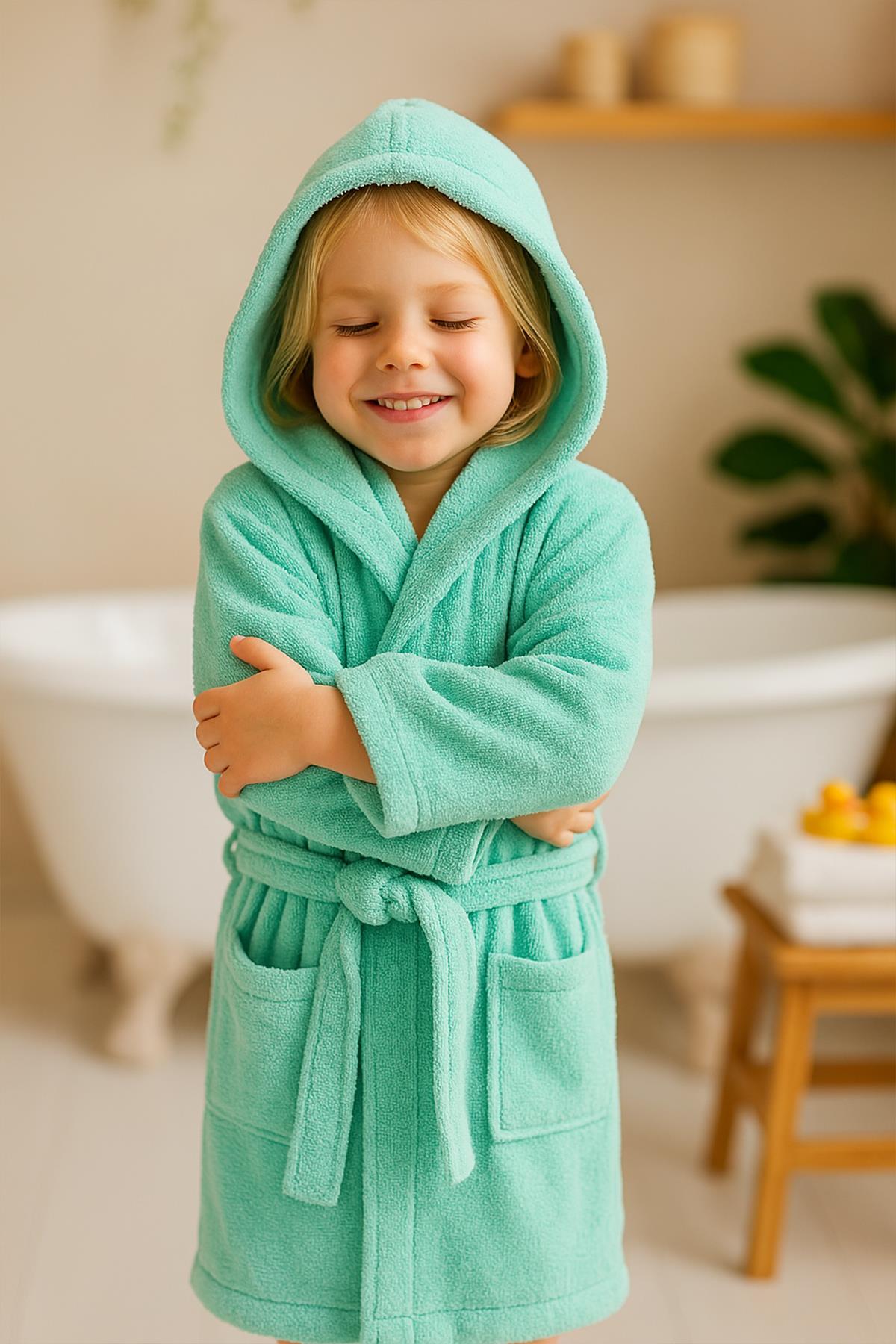 CottonVerse Genç & Çocuk Kapşonlu Bornoz – %100 Pamuk, Unisex Su Yeşili - Ender Home