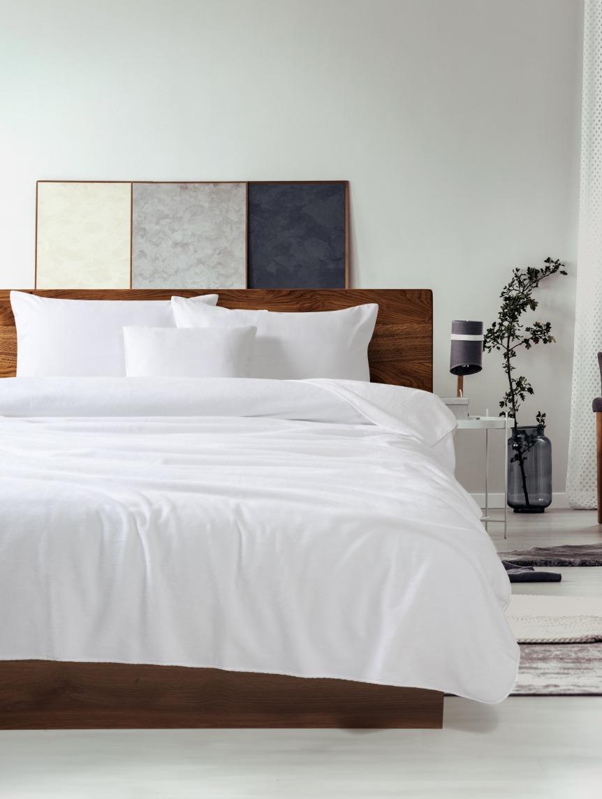 DreamSoft Kadife TV & Koltuk Şalı Tek Kişilik – 100x150 Cm Beyaz - Ender Home