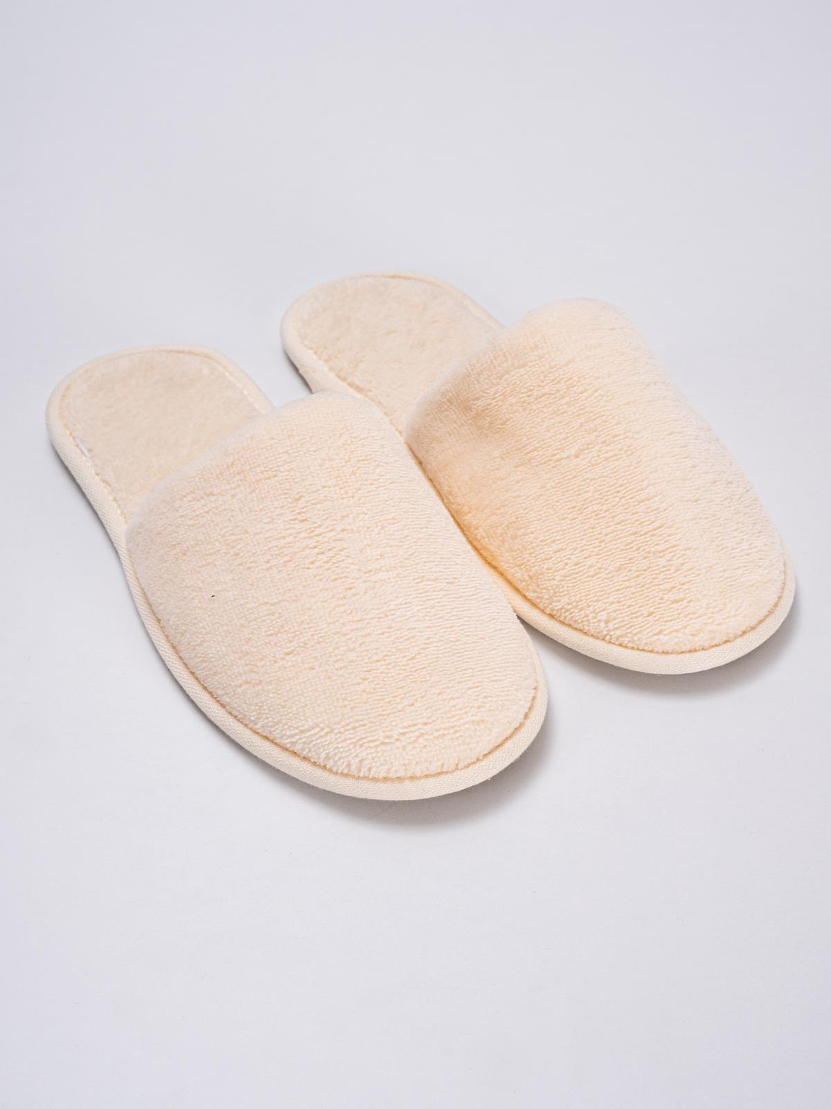 DreamSoft Lüks Kadife Ev Terliği – Kaymaz İnce Taban Krem - Ender Home