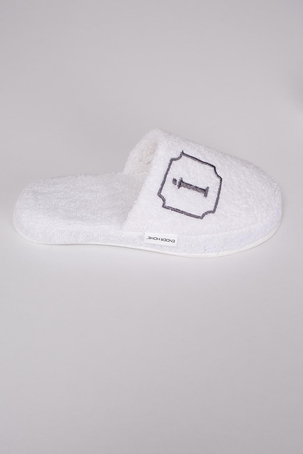 İ Harf Nakışlı Banyo Ve Ev Havlu Terliği – %100 Pamuk Kaymaz Kalın Taban - Ender Home