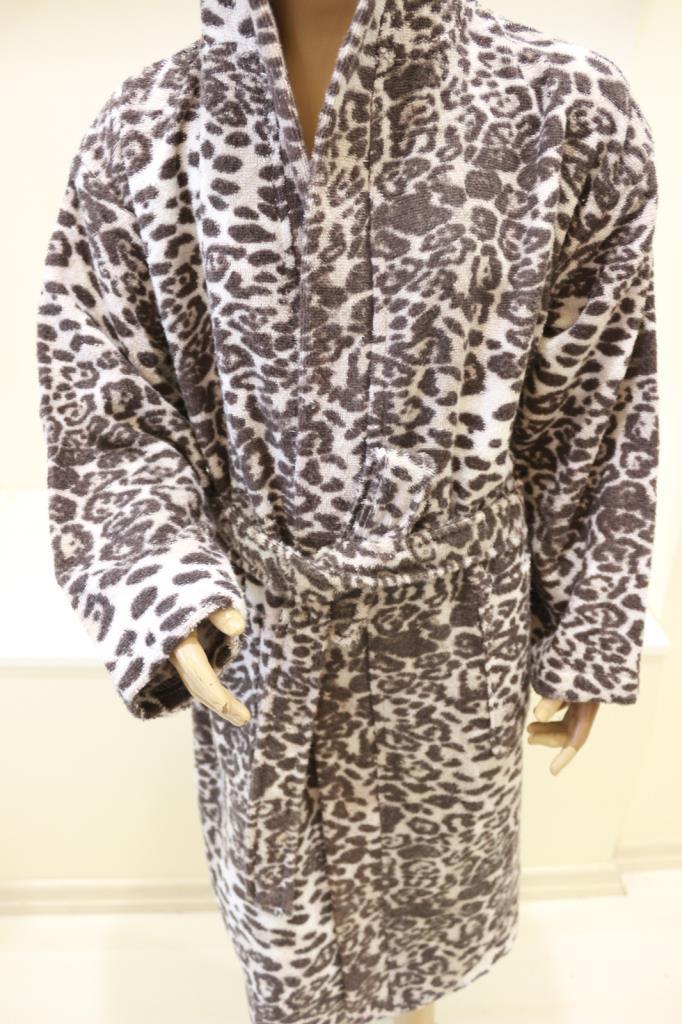 Leopar Desen Kapşonlu %100 Pamuk Bornoz – Unisex Genç Model