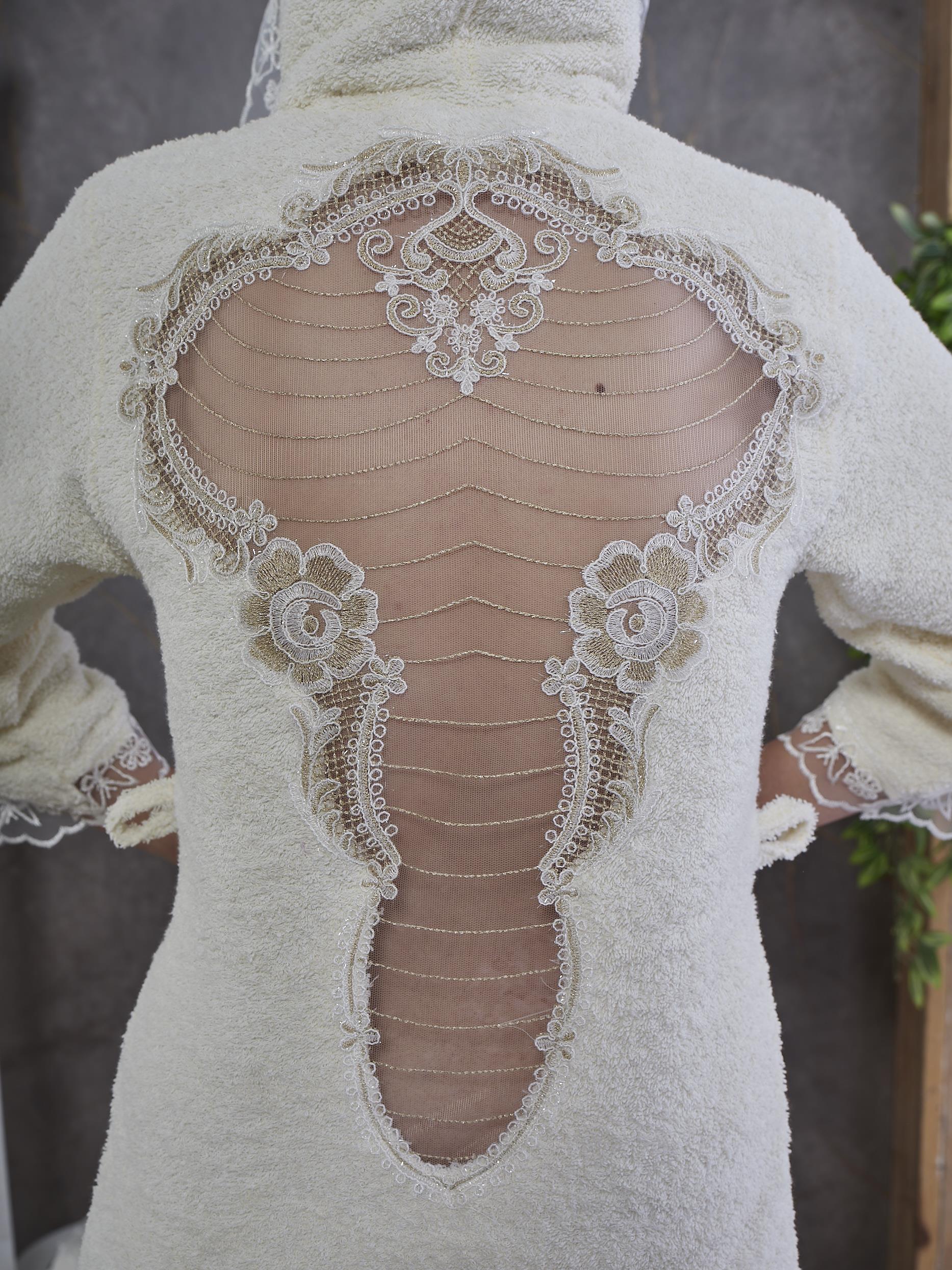 Love Gelin Bornoz Set 5 Parça Dantelli Çeyizlik Takım Krem - Ender Home