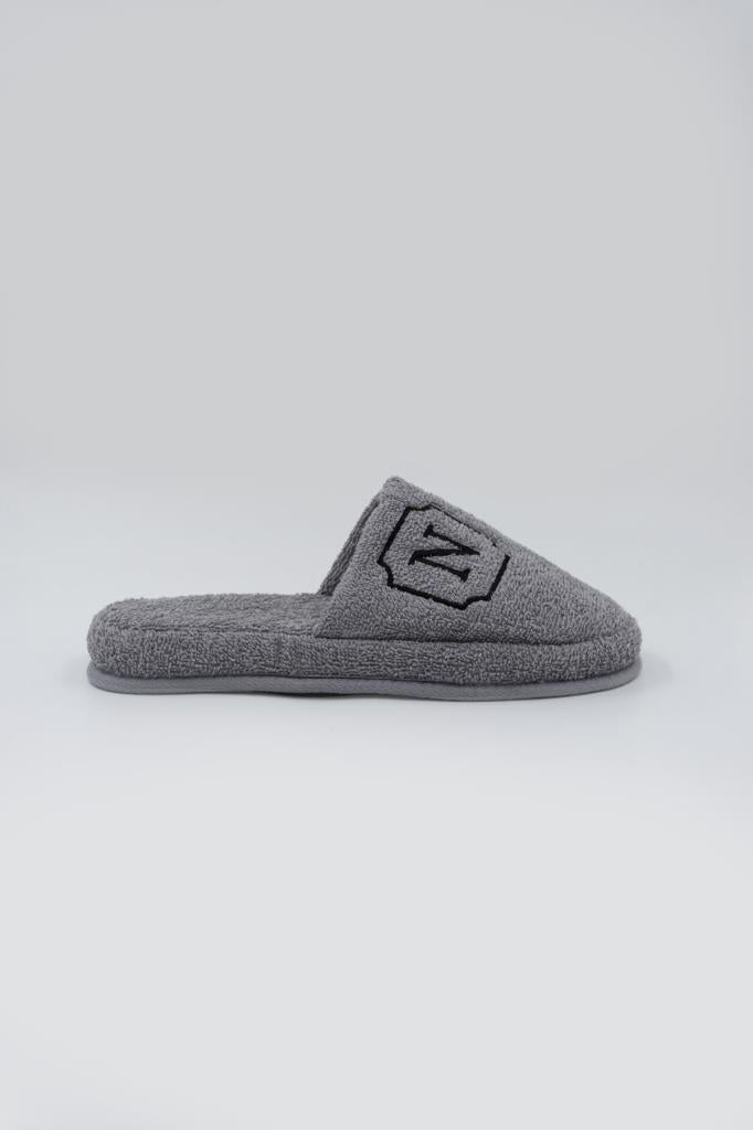 N Harf Nakışlı Banyo Ve Ev Havlu Terliği – %100 Pamuk Kaymaz Kalın Taban - Ender Home