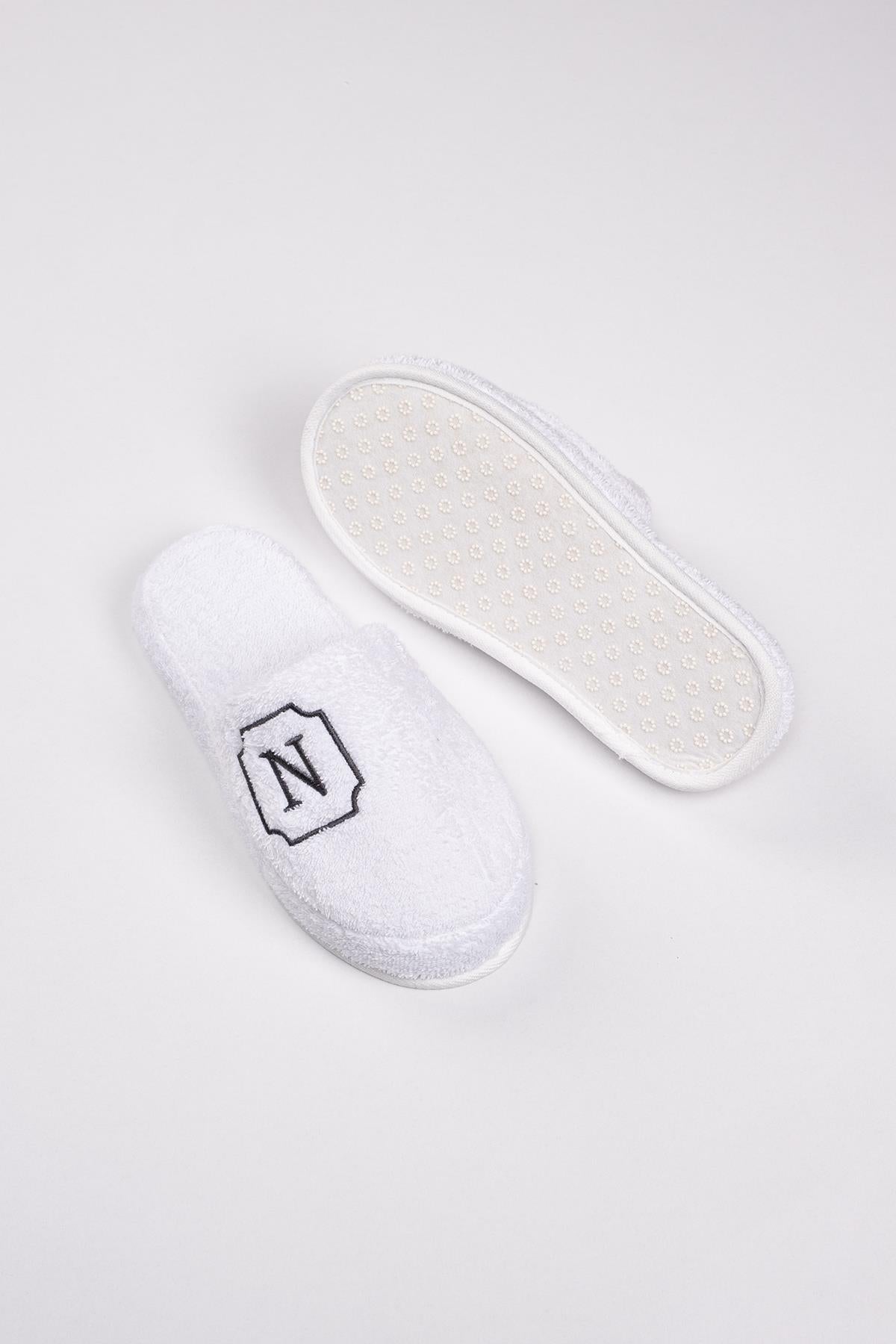 N Harf Nakışlı Banyo Ve Ev Havlu Terliği – %100 Pamuk Kaymaz Kalın Taban - Ender Home