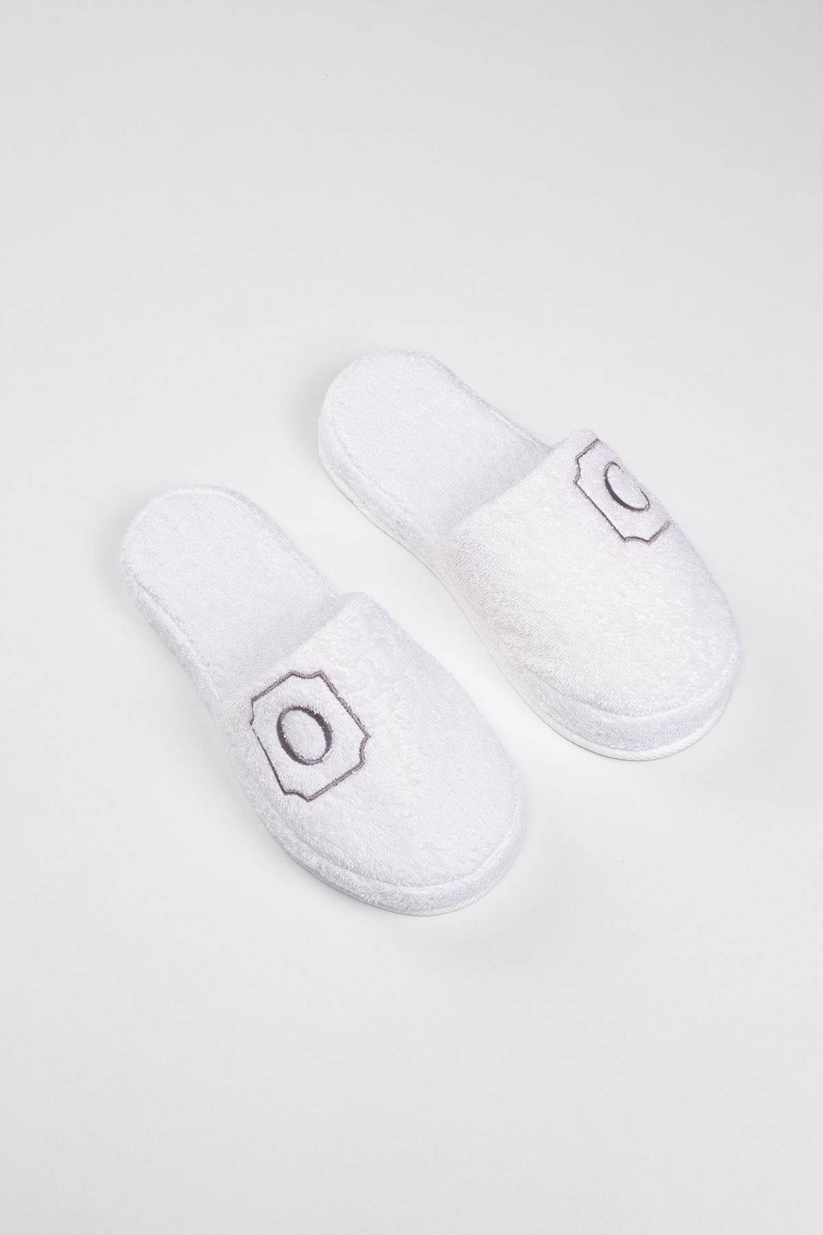 O Harf Nakışlı Banyo Ve Ev Havlu Terliği – %100 Pamuk Kaymaz Kalın Taban - Ender Home