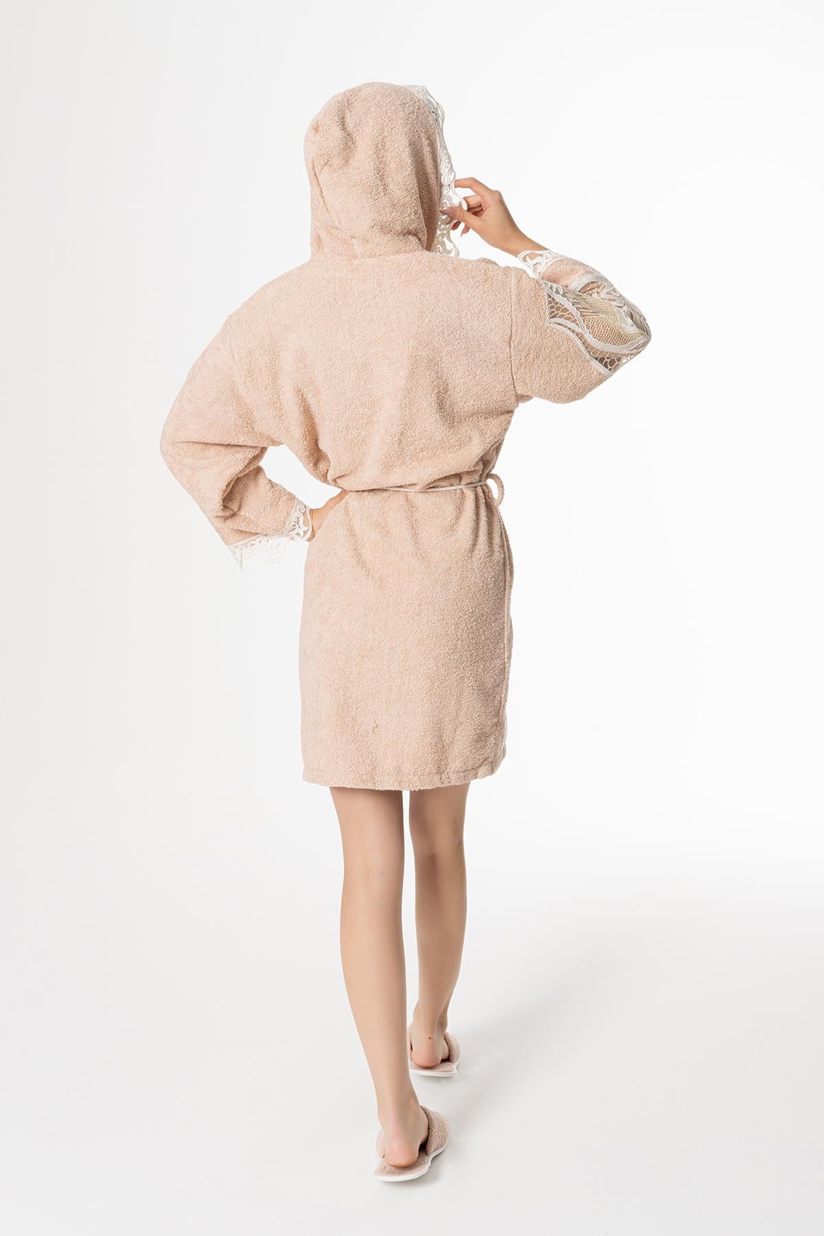 Pavlin Gelin Bornoz Set 5 Parça Dantelli Çeyizlik Takım Bej - Ender Home