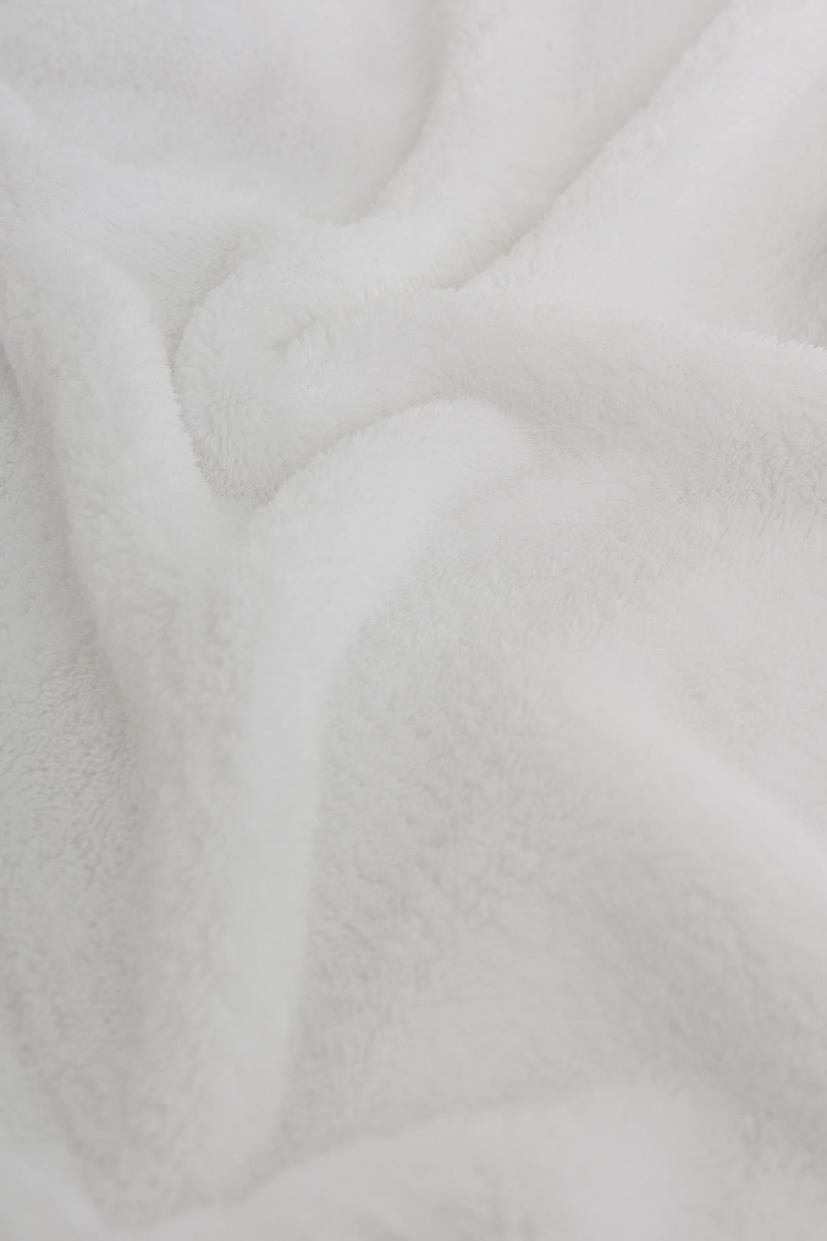 Plushnest Peluş TV & Koltuk Şalı Tek kişilik – 110x160 Cm Beyaz - Ender Home