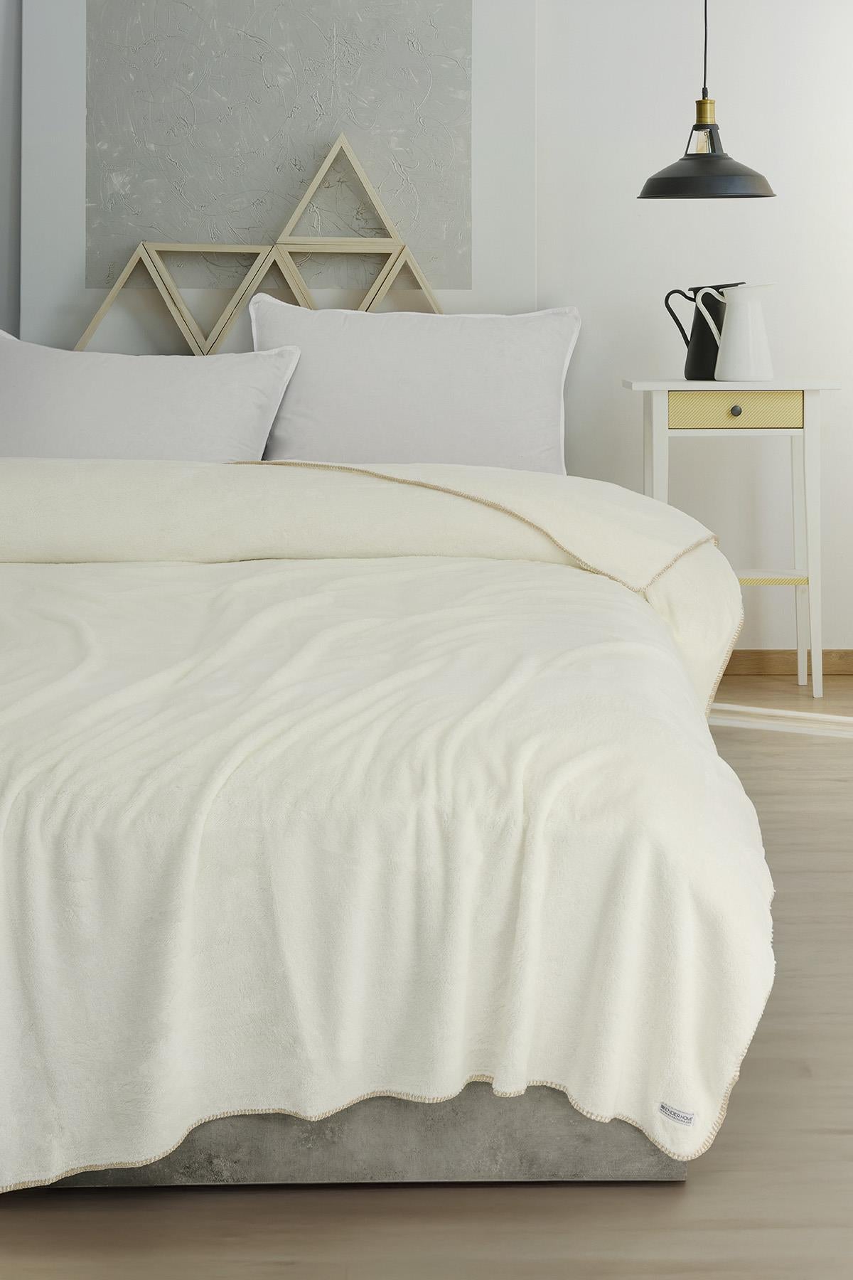 Plushnest Peluş TV & Koltuk Şalı Tek kişilik – 110x160 Cm Ekru - Ender Home