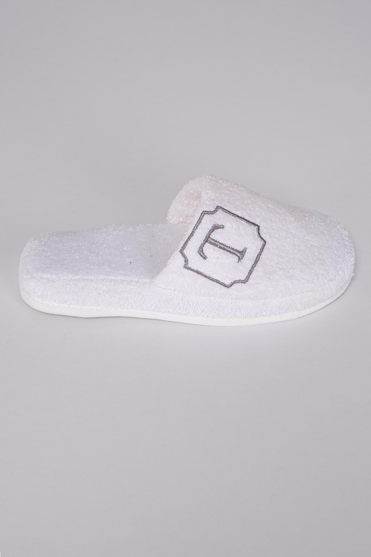 T Harf Nakışlı Banyo Ve Ev Havlu Terliği – %100 Pamuk Kaymaz Kalın Taban - Ender Home