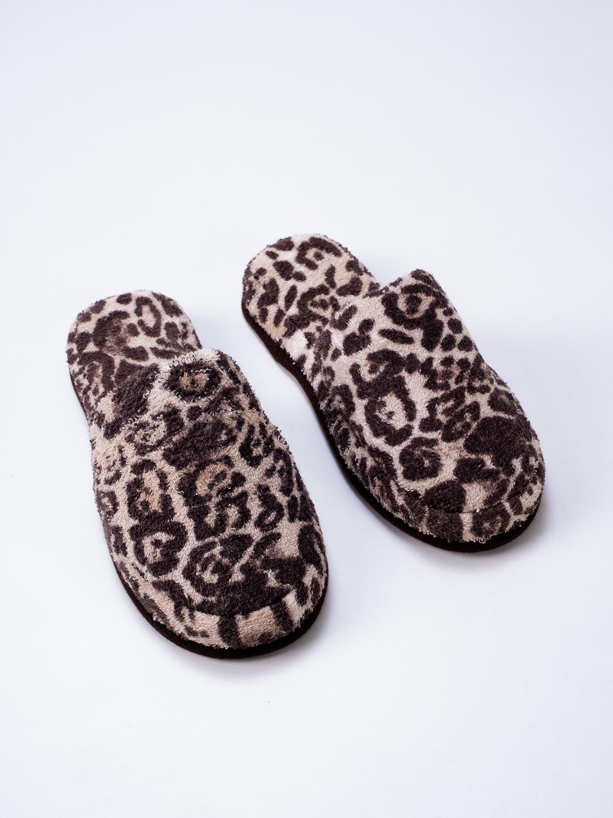 Wild Spirit Leopar Desen Banyo Ve Ev Terliği – %100 Pamuk Havlu Kaymaz Kalın Taban Leopar Baskılı- Kahve Biyeli - Ender Home