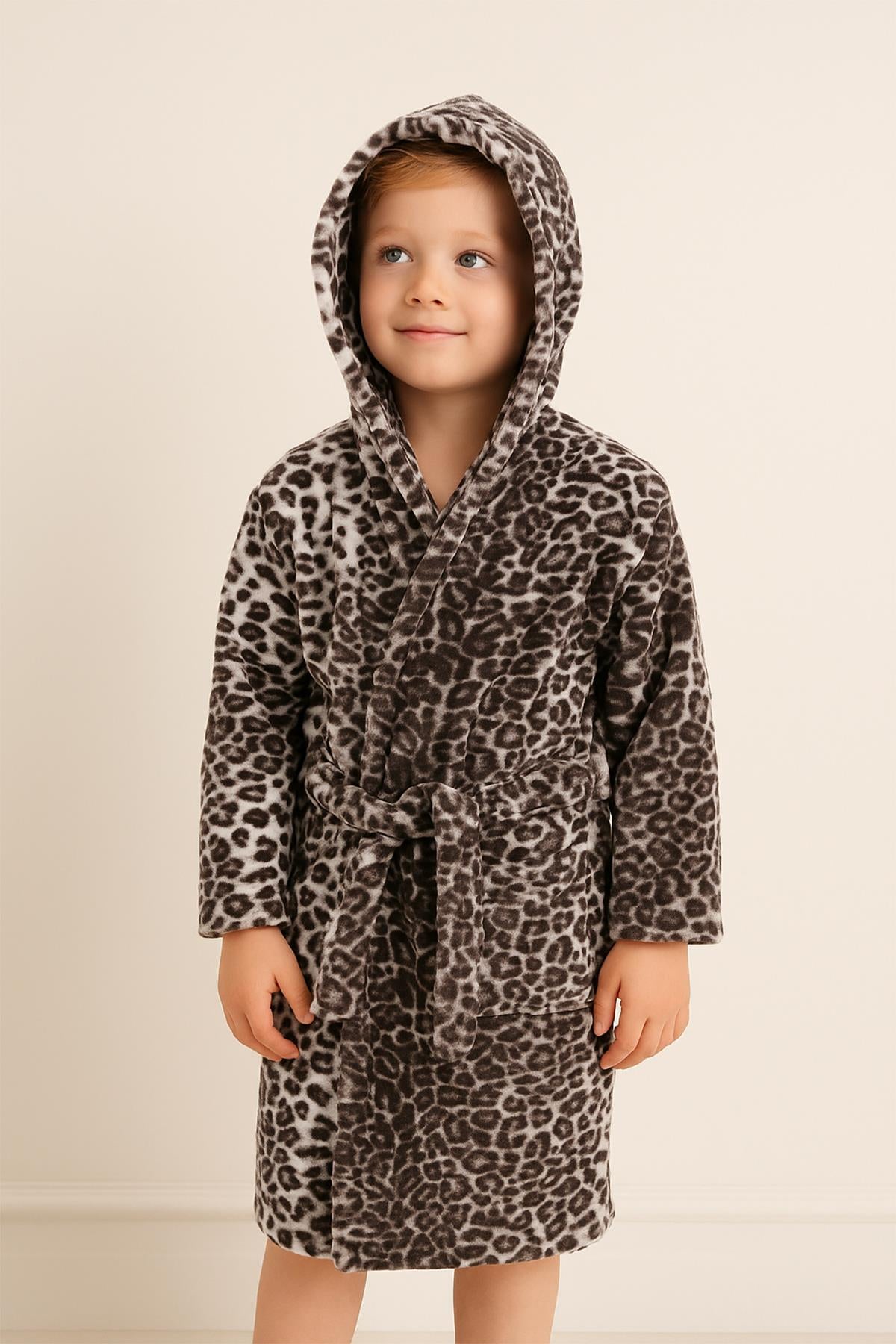 Wild Spirit Leopar Desen Genç & Çocuk Kapşonlu Bornoz – %100 Pamuk, Unisex Leopar baskılı - Ender Home