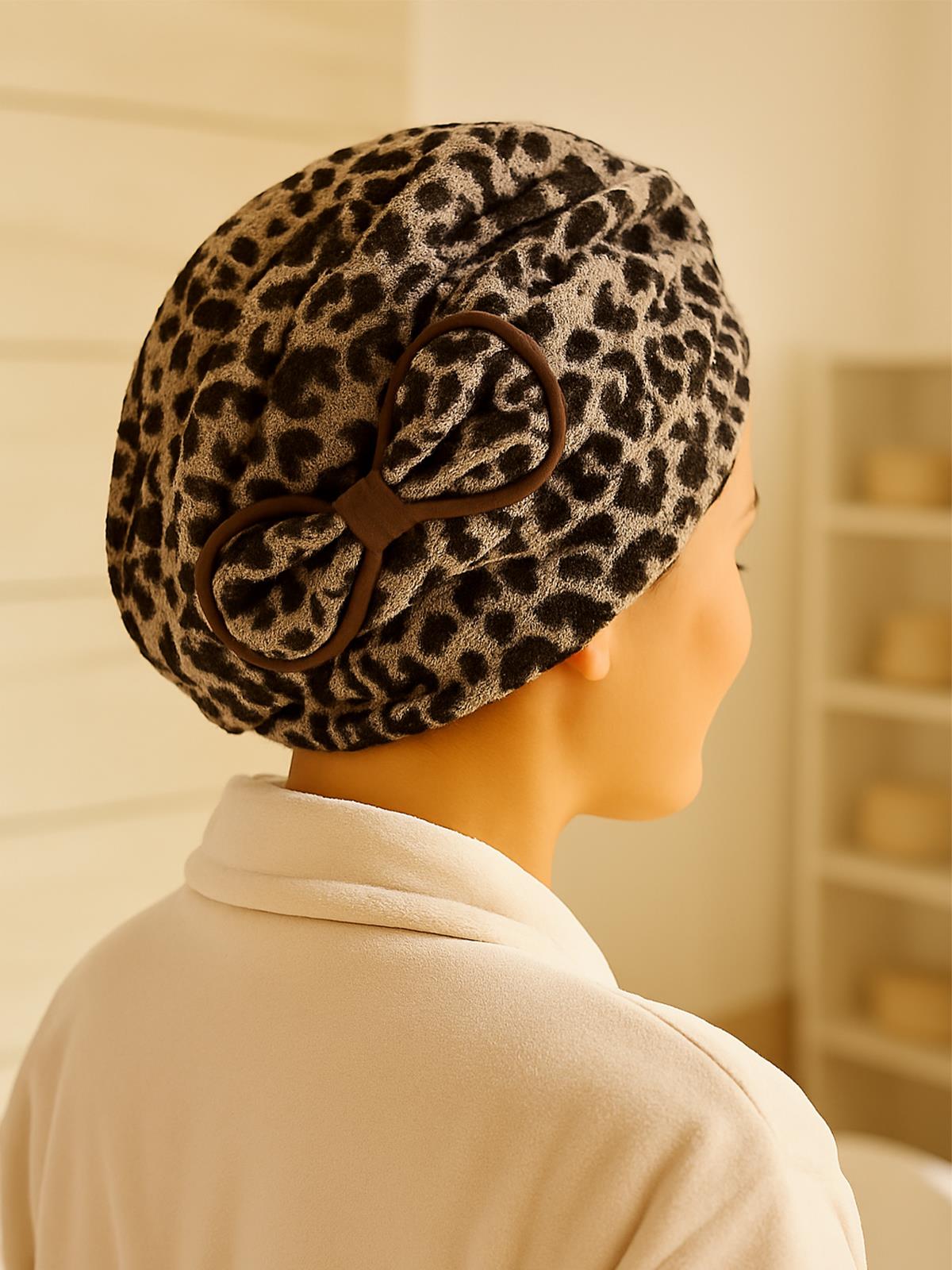 Wild Spirit Leopar Desen Saç Kurulama Bonesi – %100 Pamuk Leopar Baskılı- Kahve Biyeli - Ender Home