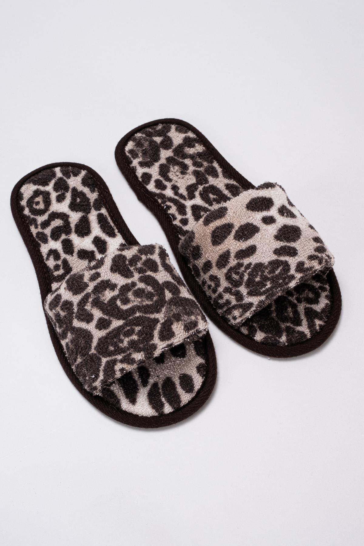 Wild Spirit Leopar Desenli Banyo Ve Ev Terliği – %100 Pamuk Havlu Kaymaz İnce Taban Leopar Desen-Kahve Biyeli - Ender Home