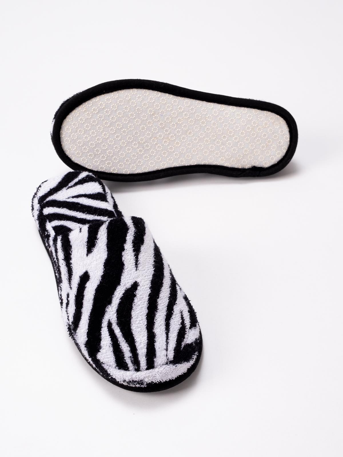 Wild Spirit Zebra Desen Banyo Ve Ev Terliği – %100 Pamuk Havlu Kaymaz Kalın Taban Zebra Baskılı- Siyah Biyeli - Ender Home