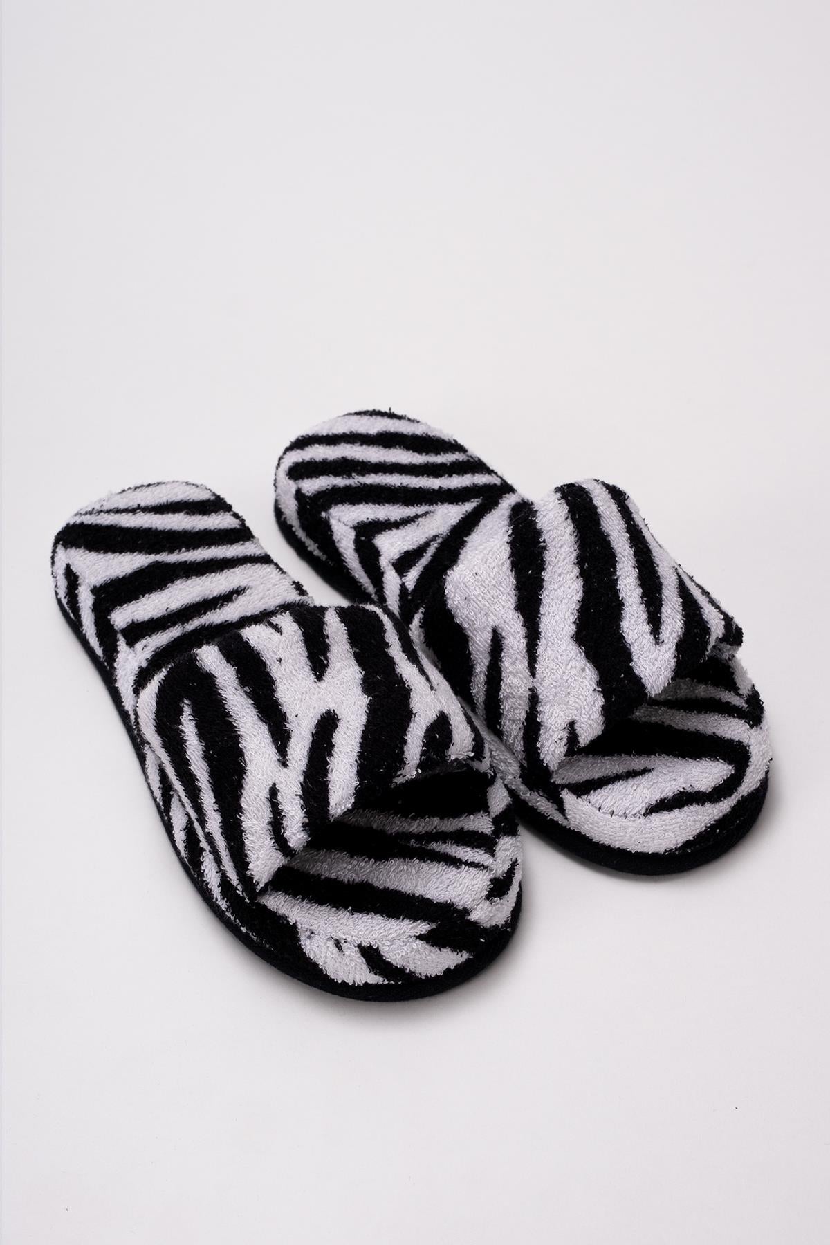 Wild Spirit Zebra Desenli Banyo Ve Ev Terliği – %100 Pamuk Havlu Kaymaz Kalın Taban Zebra Baskılı- Siyah Biyeli - Ender Home