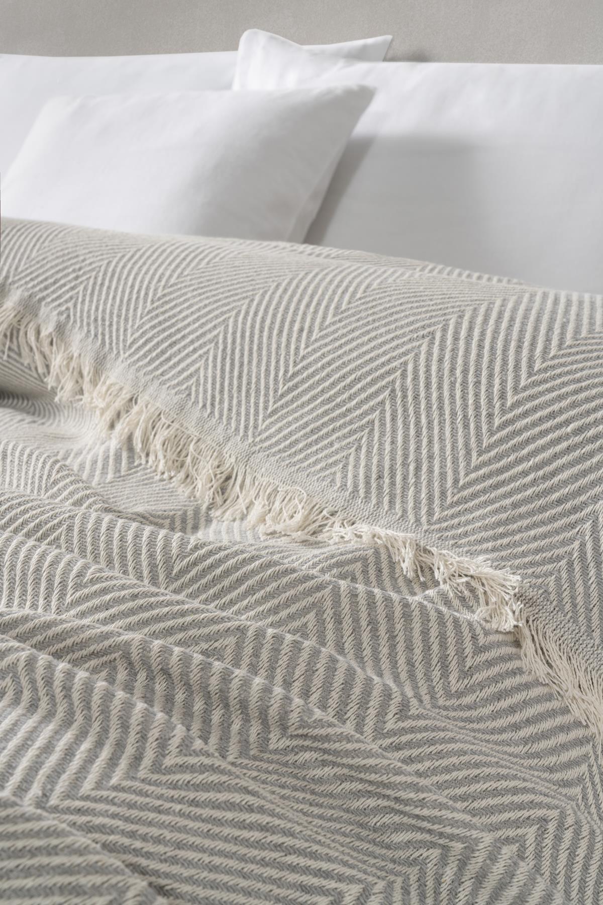 Woven Piquea TV & Koltuk Şalı Tek Kişilik – 150x220 Cm Gri - Ender Home