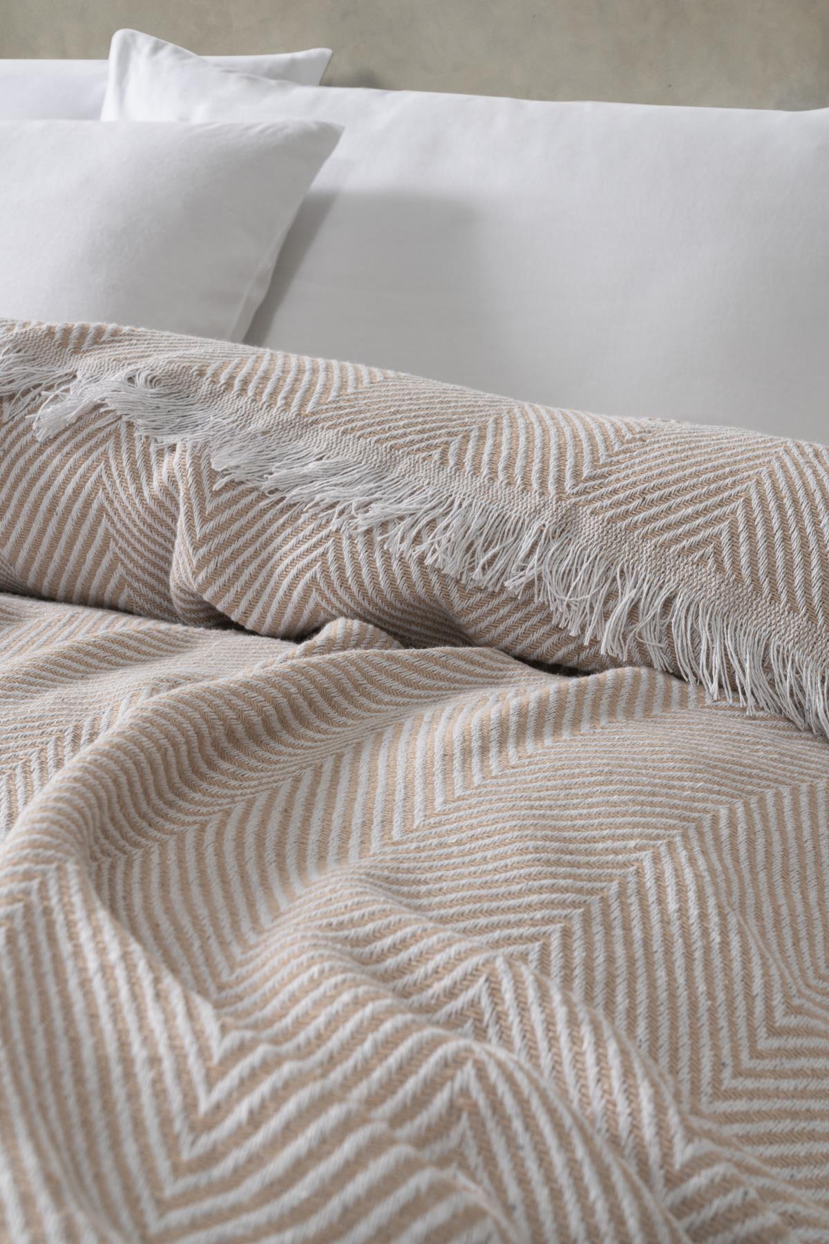 Woven Piquea TV & Koltuk Şalı Tek Kişilik – 150x220 Cm Kahverengi - Ender Home